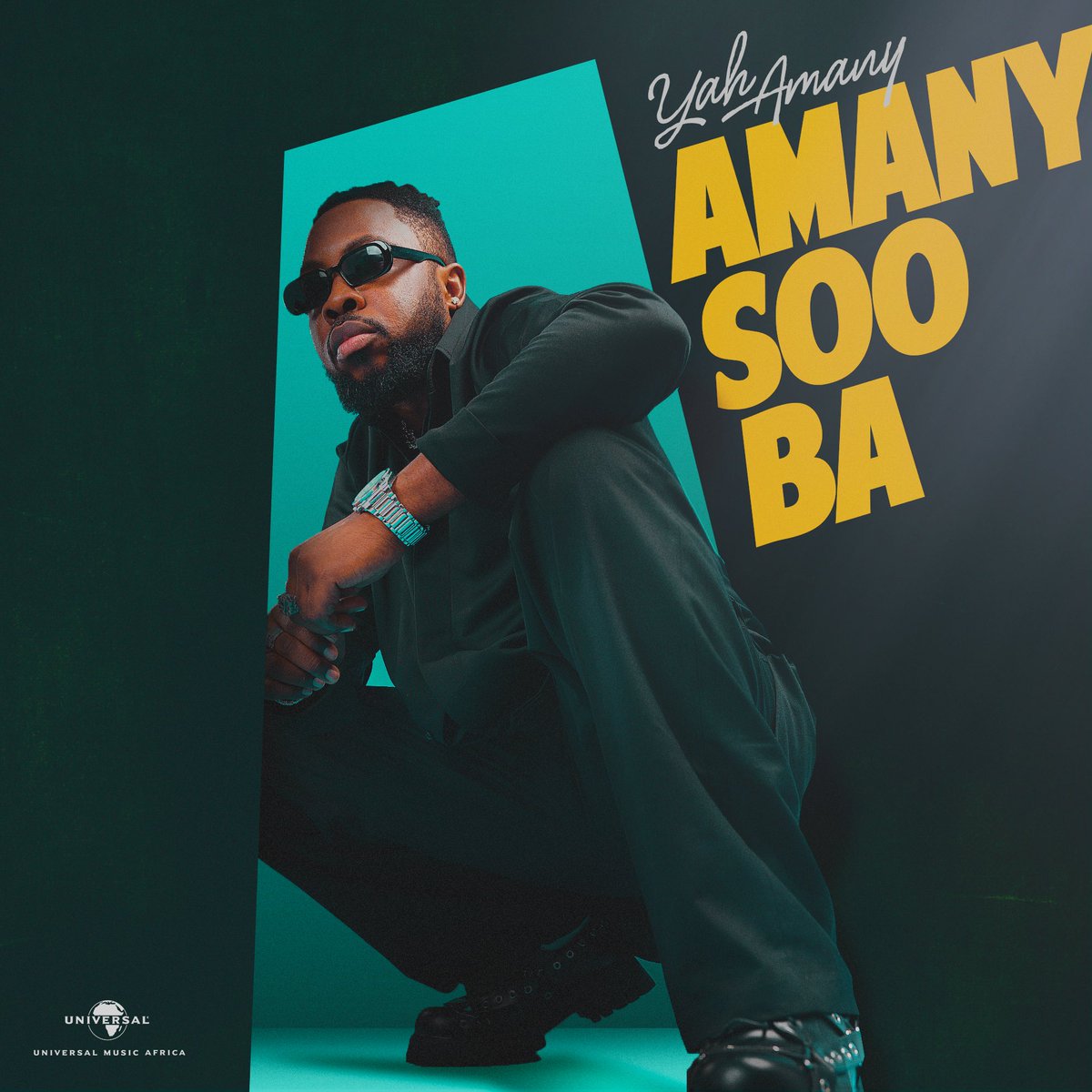 alakaoloko's tweet photo. Yo la famille fier de vous présenter ma dernier création visuelle sur la cover officielle du premier projet solo (EP) « Amany Soo Ba » de YAH AMANY.

S/c @AgenceImperial pour @U_M_Africa 💪🏾

#thinkoriginal #AO #doevenmore #cover #artwork #music https://t.co/6nHPOnGiNY