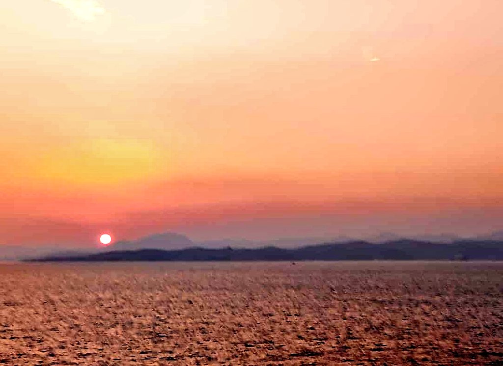 ajeetym's tweet photo. #sunset_time from #south korea 🇰🇷 https://t.co/a6IreNfgAT