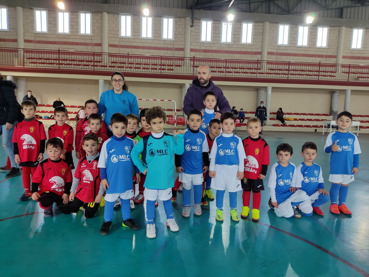 RFAFJAEN's tweet photo. II CONCENTRACIÓN BEBÉ FUTSAL 👶🏼

Nuestros jugadores más pequeños, han participado en la II concentración bebé de fútbol sala, celebrada en el municipio de Jódar.

Han participado:

@CDTorreperogil 
@LinaresCantera 
@LinaresFs 
@JODARFS 

¡Mucho futuro en estos peques! 👏🏻 https://t.co/N49DfCCDvY