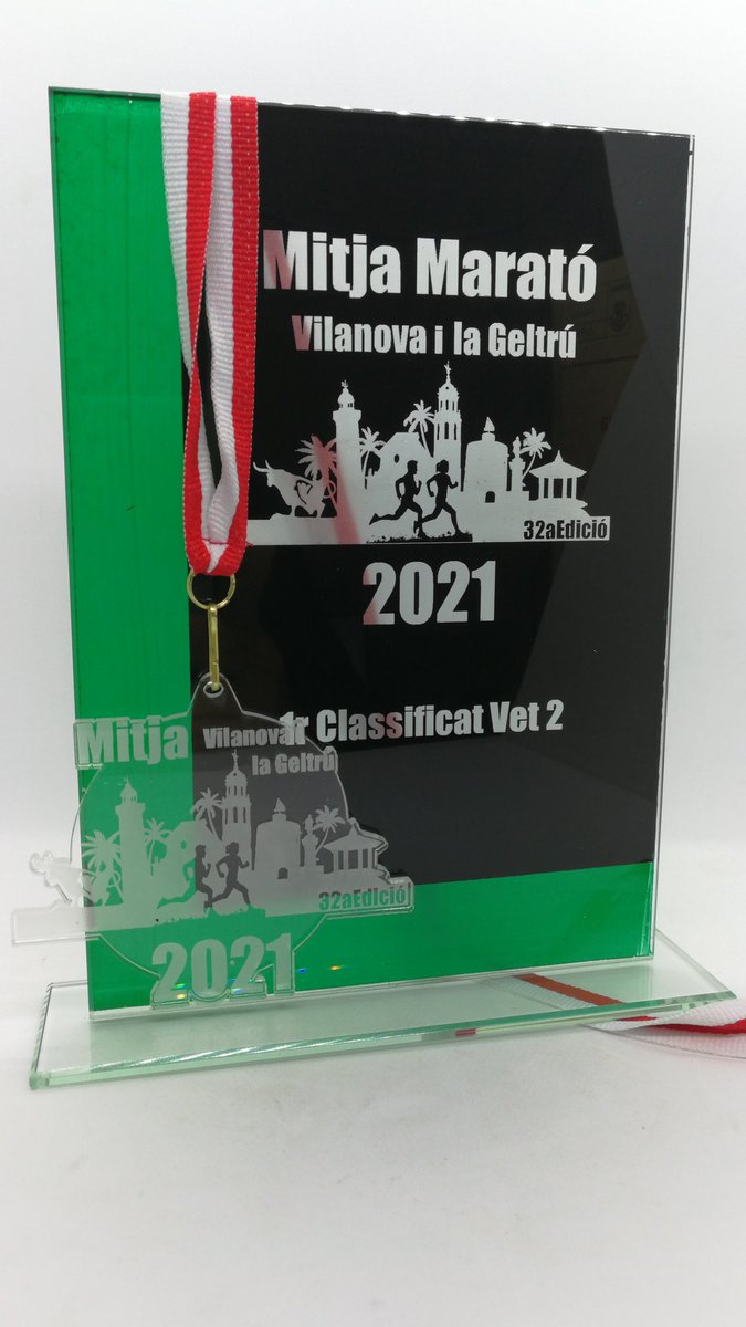 #Sorianitelaimaginas la de trofeos y medallas que hacemos aquí.