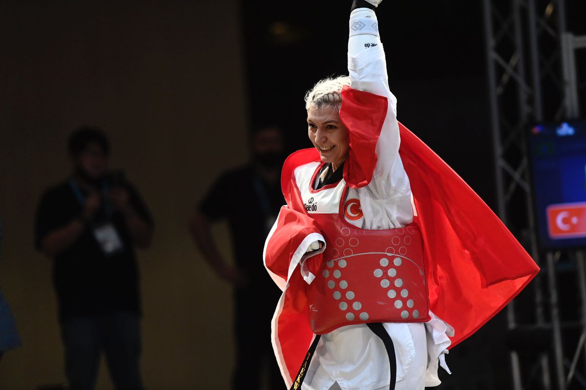 GSBsporgm's tweet photo. İstanbul'da düzenlenen 9. Dünya Para Tekvando Şampiyonası'nda milli sporcumuz Seçil Er, K44 65 kilo finalinde Brezilya'dan Leylianne Ramos dos Santos Samara'yı yenerek altın madalya kazandı.Tebrikler🇹🇷🏅🥋👏👏 https://t.co/XmsV5aqojO