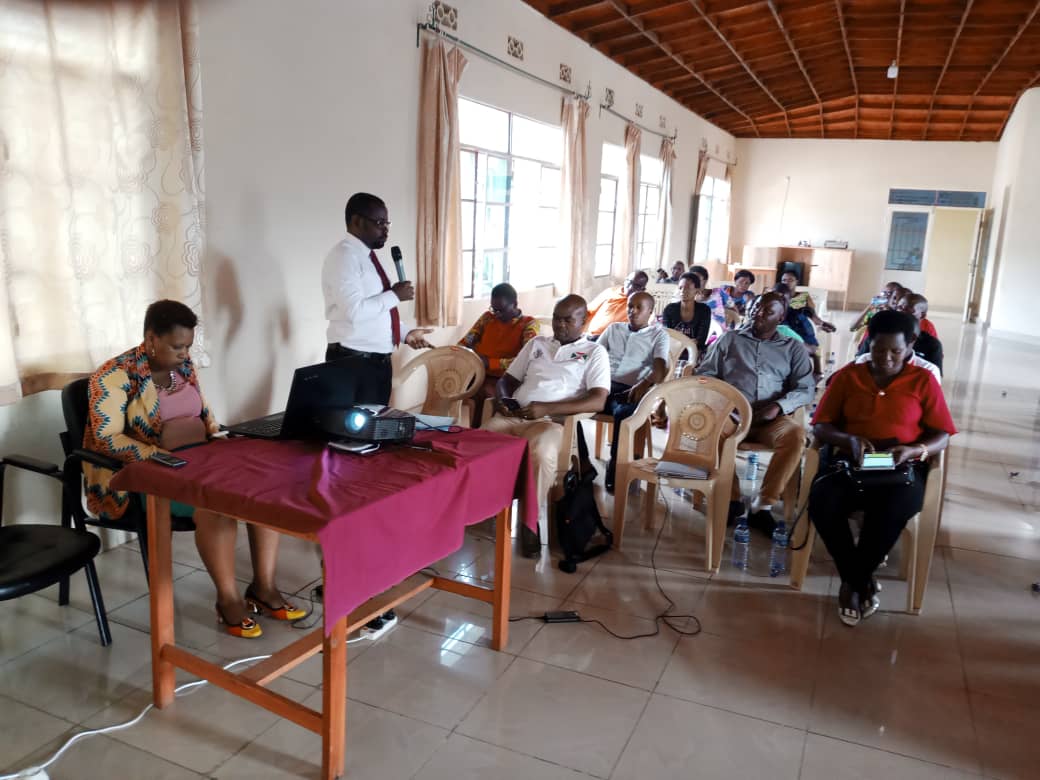 🤰🏾 Les grossesses non désirées dans les écoles en @BubanzaProvince inquiètent toujours la direction provinciale de l'#éducation malgré leur diminution depuis 2018-2019. Ces cas sont passés de 96 en 2018-2019 à 52 en 2019-2020 et à 51 en 2020-2021 facebook.com/16961867272857…

#Burundi