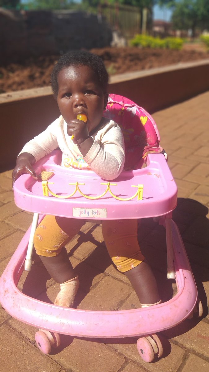 Happy birthday to my boom boom🎂🎂🎂🎂🍪🍪🍰🍰