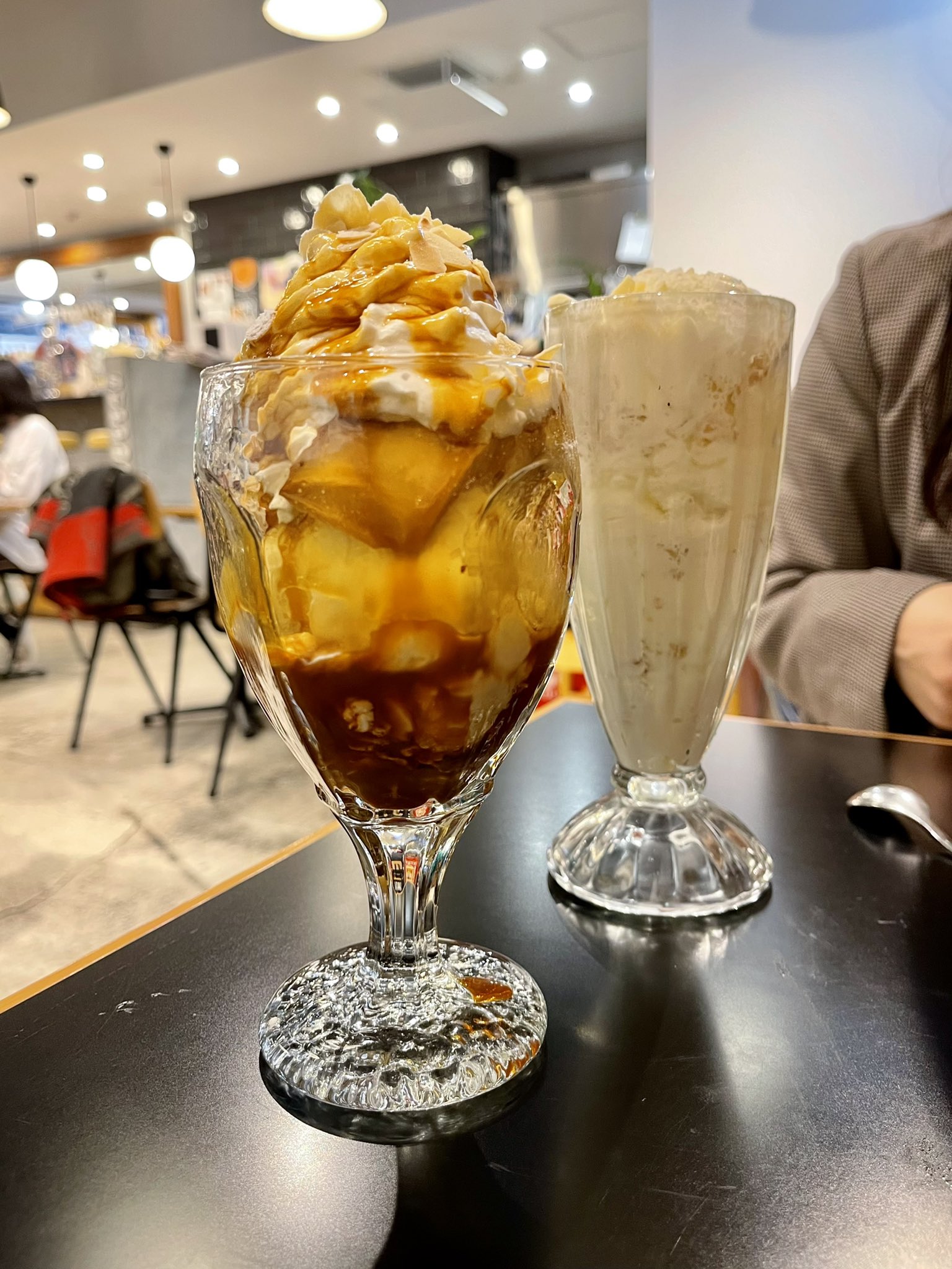 佐藤広国 Give Me Chocolate 今日は次女と2人で万代に買い物 3時のおやつでカフェ ダイニング ギブミーチョコレート でおやつ休憩 ᴗ و 万代 万代カフェ 万代ランチ ギブミーチョコレート カフェ巡り パフェ巡り おしゃれさんと 佐藤広国 Give Me Chocolate 今日は次女と2人で万代に買い物 3時のおやつでカフェ ダイニング ギブミーチョコレート でおやつ休憩 ᴗ و 万代 万代カフェ 万代ランチ ギブミーチョコレート カフェ巡り パフェ巡り おしゃれさんと