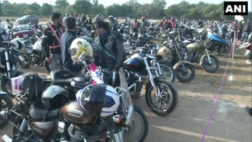 tv9gujarati's tweet photo. Chandigarh | 'Bravehearts Bike Rally' to commemorate India's historic victory in the 1971 war

We're celebrating the golden jubilee of the 1971 war to honour the brave hearts and the martyred heroes of 1971 ops. More than 500 riders will take part in this ride: Col RPS Brar(Retd) https://t.co/axIDDiXjTq