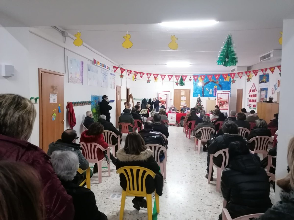 pierolacorazza's tweet photo. È stato un sabato di cultura, di partecipazione, di confronto, di emozioni, di amicizia...E fatemi dire che è stato un sabato di futuro a #Senise #Episcopia #Roccanova Grazie ancora. @FondazAppennino https://t.co/eUvYgxo0aR