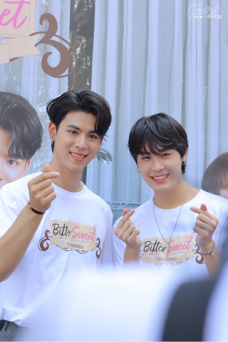 _cooperofficial's tweet photo. 12122021

ส่งความรักแบบมินิ🤍

#Cooper_Patpasit #ปอยปี้เอ๋อแท้ไม่ปรุงแต่ง
#แล้วแต่เปอร์ #มาเฟียตัวอ้วน #MyPepo
#BitterSweettheSeries https://t.co/sv8G3pl5jI
