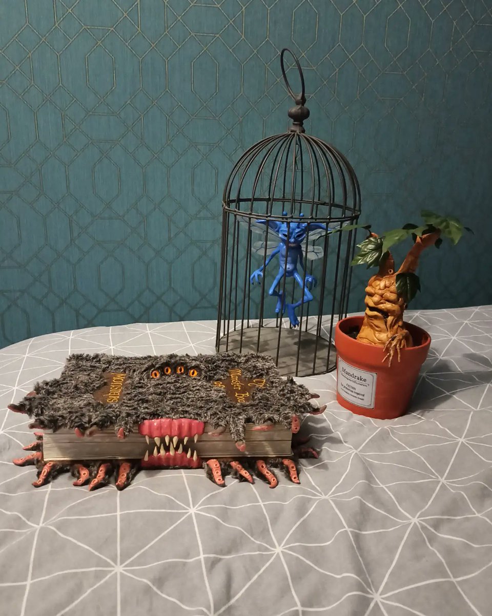 Smads10's tweet photo. My inner child celebrated while making these.  #HarryPotter #magicalcreatures #sculpting #sculptor #polymerclay #diy #art #fanart #HarryPotter20thAnniversary https://t.co/WmgZuseu5Z