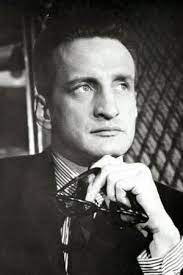 merlinpapin3's tweet photo. Dans le cadre de mes #ToplégendeCinéma , je vous propose cette semaine les scénaristes #NunnalyJohnson et #SidneyHoward et la semaine prochaine les acteurs #VanJohnson et #GeorgeCScott
@Jouxplane83 @FredOL69007 @tbarnaud https://t.co/euPAATJGFT