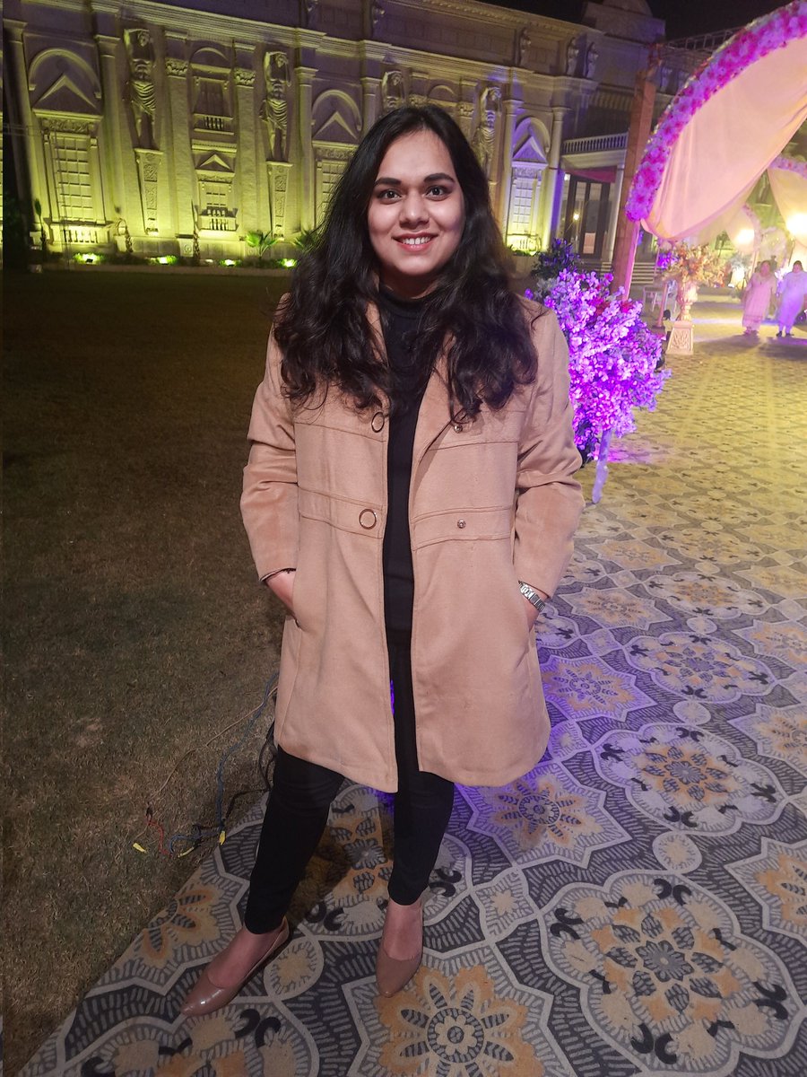 Purva1247's tweet photo. Winter is Here!! https://t.co/upHcM7woNV