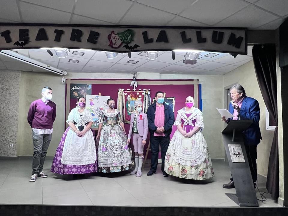 SjmtFalla's tweet photo. #esbossos22 #falles22 #artistes https://t.co/2QdgSCqHdf