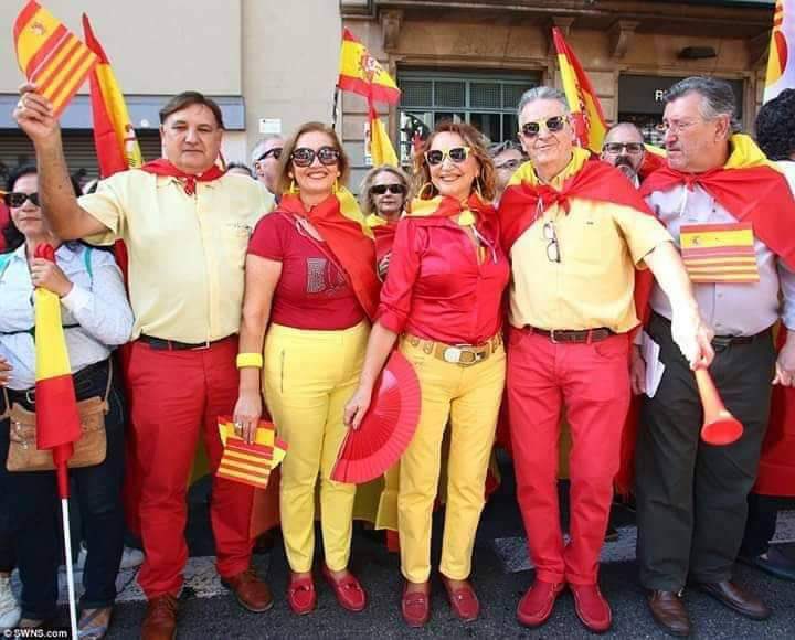 Cosas que te joden (manías de cada uno, para qué engañarnos) - Página 13 FGZQXSYXsAYCQub?format=jpg&name=900x900