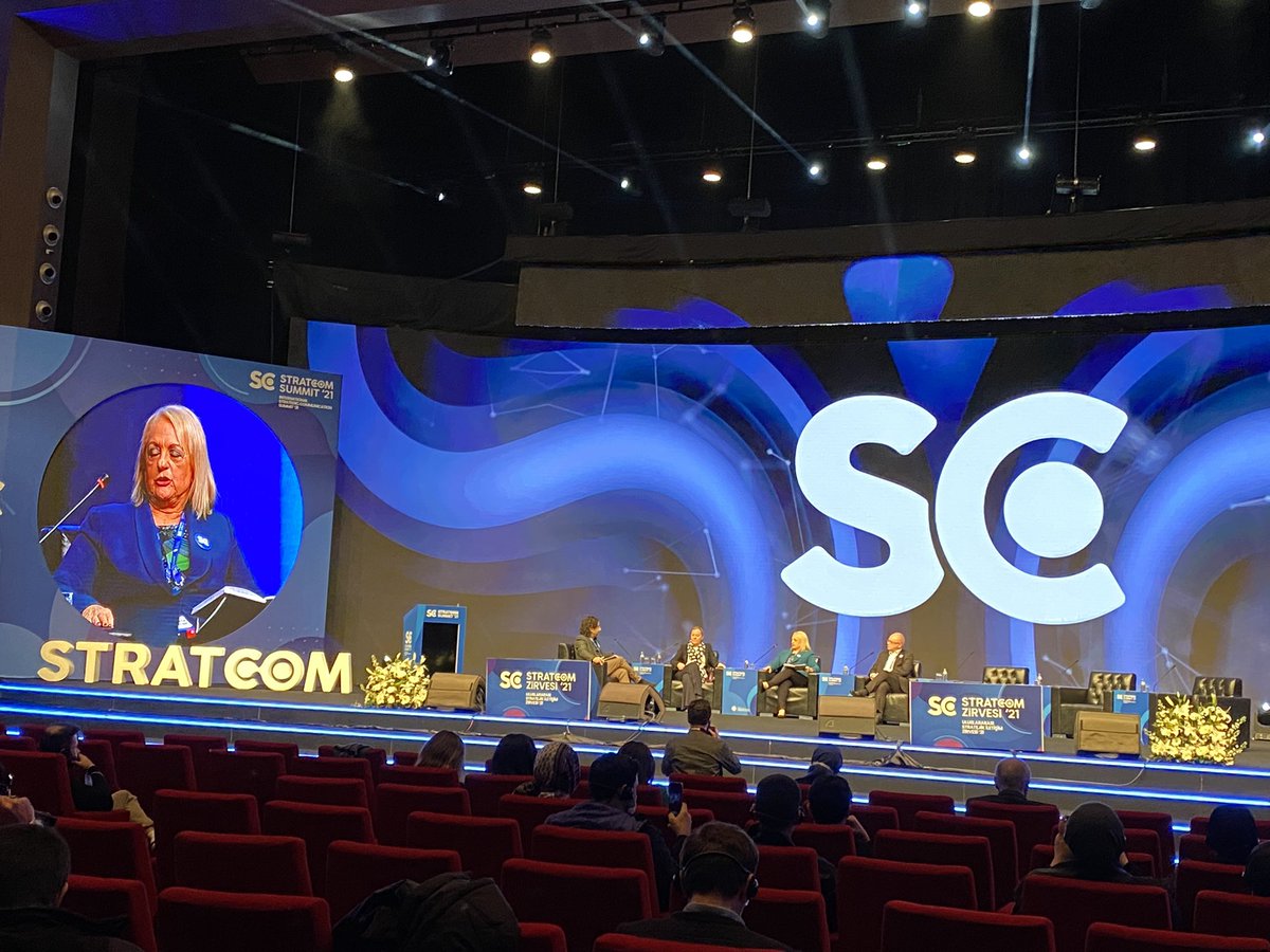 “We need to sit at the #Algorithms table for #strategiccommunications.

If we do not, #DiversityandInclusion will be disadvantaged and #bias will go unchallenged.”

<a href="/StratcomSummit/">Stratcom Summit</a> #StratcomSummit #DigitalMarketing #communication #DigitalMarketing #smm #AI #AIEthics