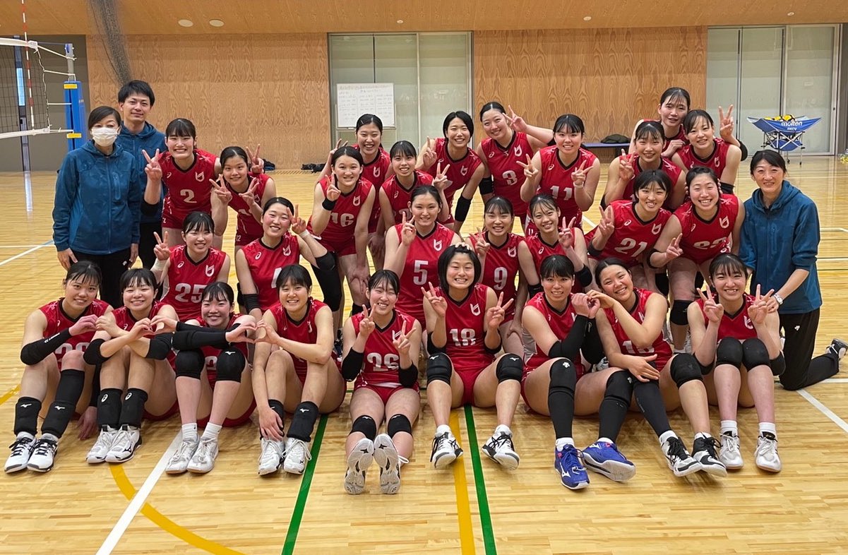 龍谷大学　バレーボール部　チーム練習着　バレー　即購入可能　お値下げ可能 龍谷大学 バレーボール部 チーム練習着 バレー 即購入可能 お