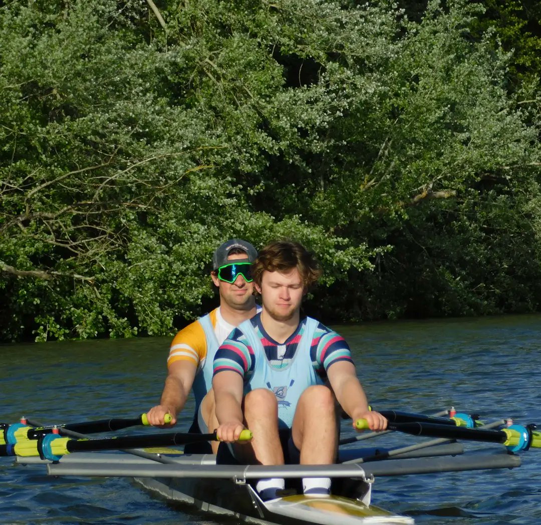 zellers16's tweet photo. Gurning is part of rowing...right? https://t.co/9pKGyM18Lb