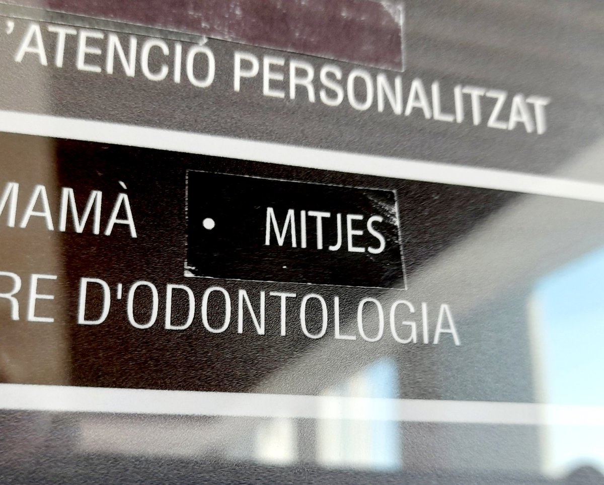 ProhomF's tweet photo. -Has estudiat català?
-Ho vaig deixar a mitjes.📚

👉 #mitges https://t.co/fXQI1ZUEDX