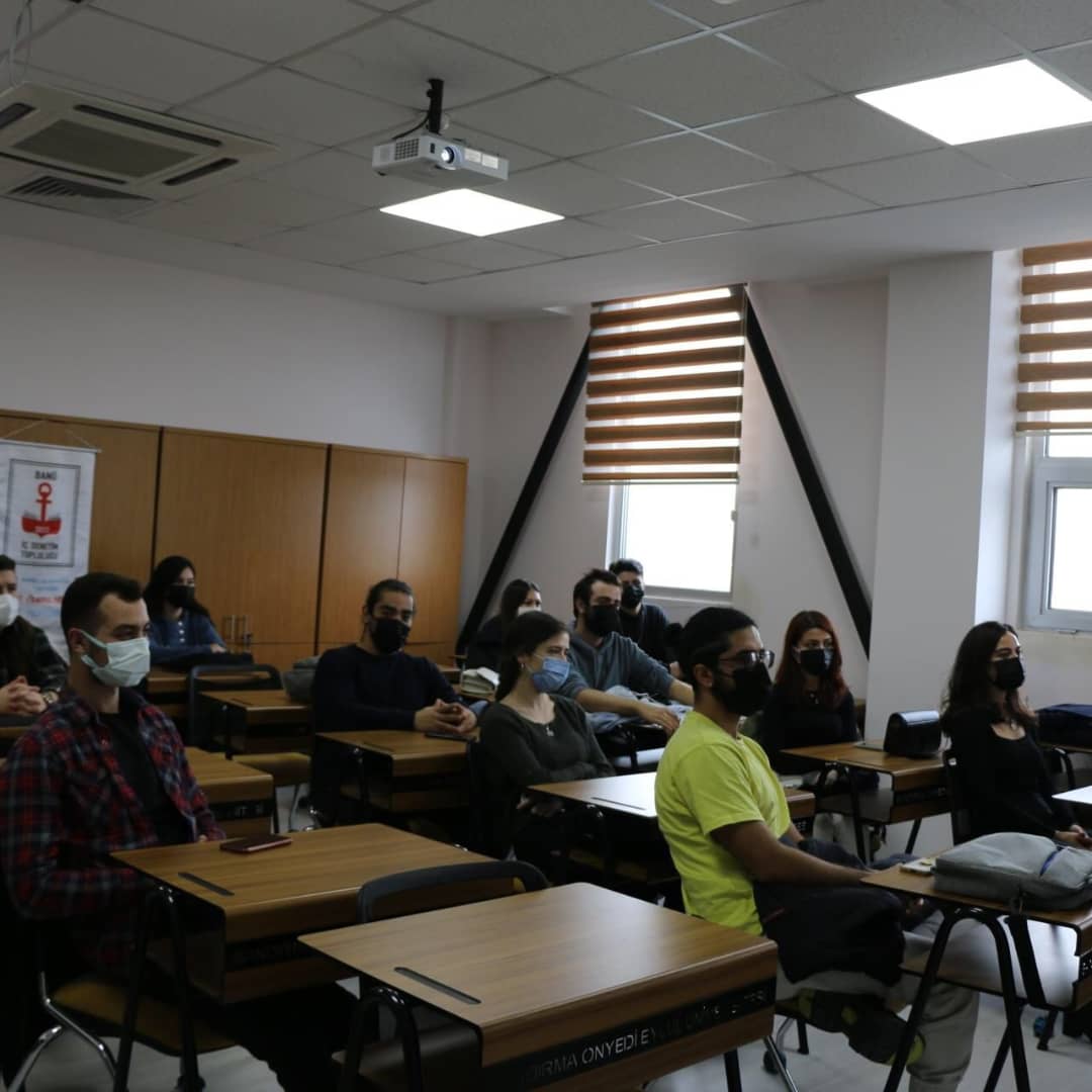 Bandırma Liman Başkanlığı ISM Kod Denetçisi Sayın Bora AYTER’in katılımıyla “ISM KOD KAPSAMINDA DENETİM UYGULAMALARI” isimli etkinliğimizi gerçekleştirdik. Tüm katılımcılarımıza teşekkür ederiz.