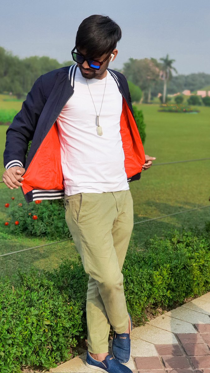 ChhoteChhavilal's tweet image. Always trying to cool my self.

#6te❤️ #LotusTemple #NewDelhi