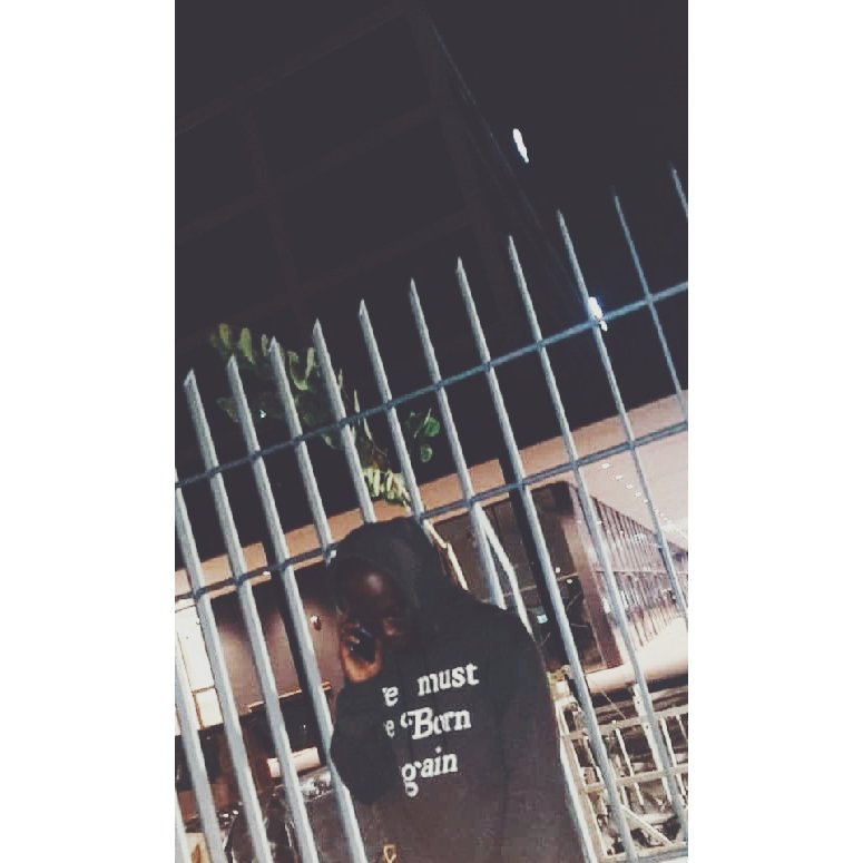 Isaac_Loyalty1's tweet photo. #NouvellePhotoDeProfil https://t.co/7PtMP6SZBZ