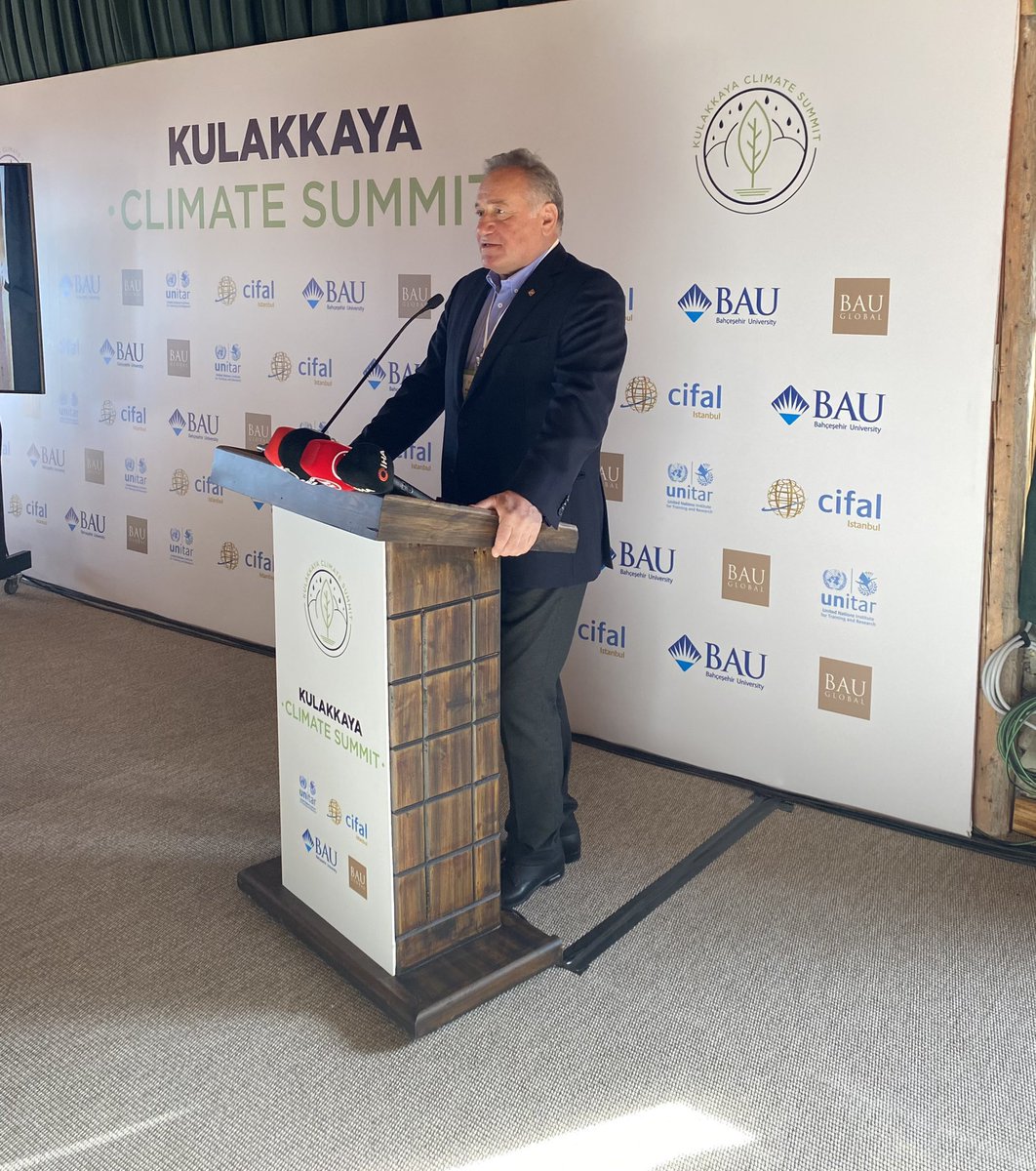 koccozlem's tweet photo. 1700 Rakımlı,karbon salımının sıfıra yakın olduğu Giresun Kulakkaya Yaylasında,Uluslararası İklim Zirvesi 
BM Genel Sekreter Yardımcısı Sn. Nikhil Seth,Protokol ve Akademisyenlerin katılımı ile Sn @EnverYucel ve @Bahcesehir ev sahipliğinde gerçekleşti #iklimzirvesi https://t.co/QmOdS1jI3U