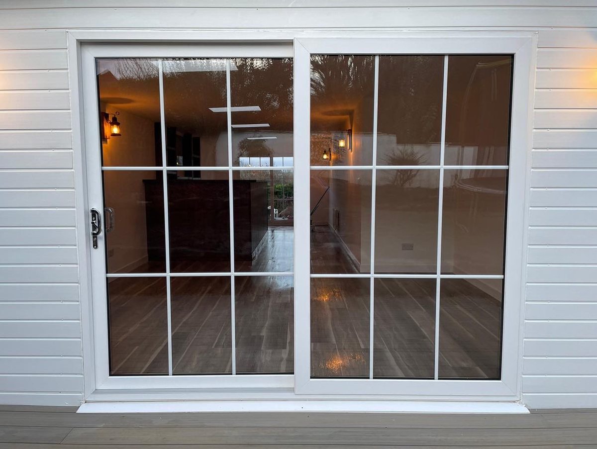 DEEEE-LIGHTED with this finished off garden room… In perfect time for Christmas!! 🎅🎄☃️

…. Want to see inside?!? 👀👀

mkmps.com