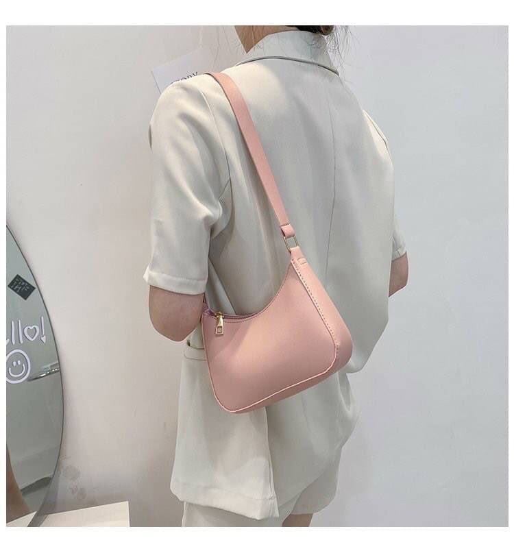 cutie_bbag's tweet photo. ʕ•ᴥ•ʔ 𝙷𝚘𝚕𝚕𝚢 𝚋𝚊𝚐 ✨Price : 220.-✨
🛎free shipping ꪔ̤̥

ღ size : 20x15x6cm
ღ วัสดุทำจากหนัง PU
ღ ความยาวสาย75cm
ღ ตัวปิดกระเป๋าช่องหลักเป็นซิป
ღ ขนาดใส่มือถือรุ่นพลัสได้ และอื่นๆได้อีก

#กระเป๋าสตางค์ #กระเป๋าสะพาย #กระเป๋า #กระเป๋าสะพายข้าง #รับตัวแทน #กระเป๋าเกาหลี https://t.co/QQmF0lfpCr