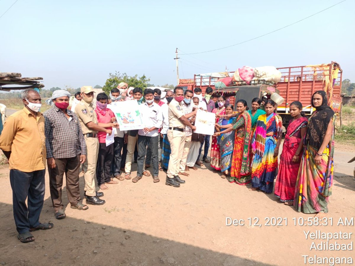 spasifabad's tweet photo. As part of community policing #bluecolt staff conducted awareness programme 0n #WomenEmpowerment and especially #CHILDMARRIAG at linghapur PS asifabad https://t.co/0EDGxovk6Q