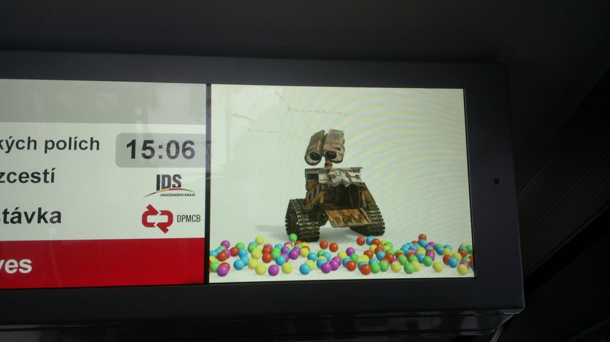 DenikAutobusaka's tweet photo. Na informačních panelech jsem měl místo obvyklých (a někdy až otravných) reklam WALL-Eho! https://t.co/YhIZHmqczu