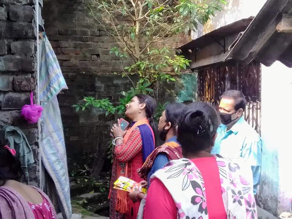 SutapaGuptaBJP's tweet photo. #Vote4BJP 
#KolkataJitbeJitbeBJP
আজ 132 নম্বর ওয়ার্ডে প্রচার।
@BJP4Bengal 
@BJPMM4Bengal 
@BJPMahilaMorcha 
@narendramodi https://t.co/XMuPIaDRZ9