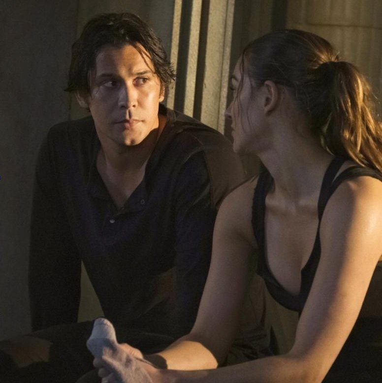 BestofBecho's tweet image. Daddy? Sorry. Mommy? Sorry. 
#Becho #The100