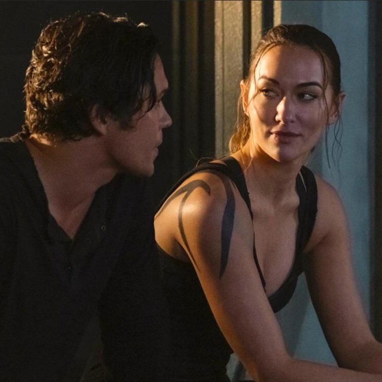 BestofBecho's tweet image. Daddy? Sorry. Mommy? Sorry. 
#Becho #The100