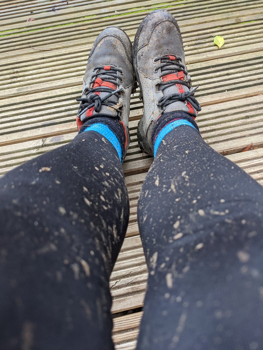 morris_emma's tweet photo. If you don't come home covered in mud have you even been out for a ride? Can't beat a muddy bridleway. #mtb #cycling #mud #locallegend #focusraven https://t.co/QSv5qhf4XC