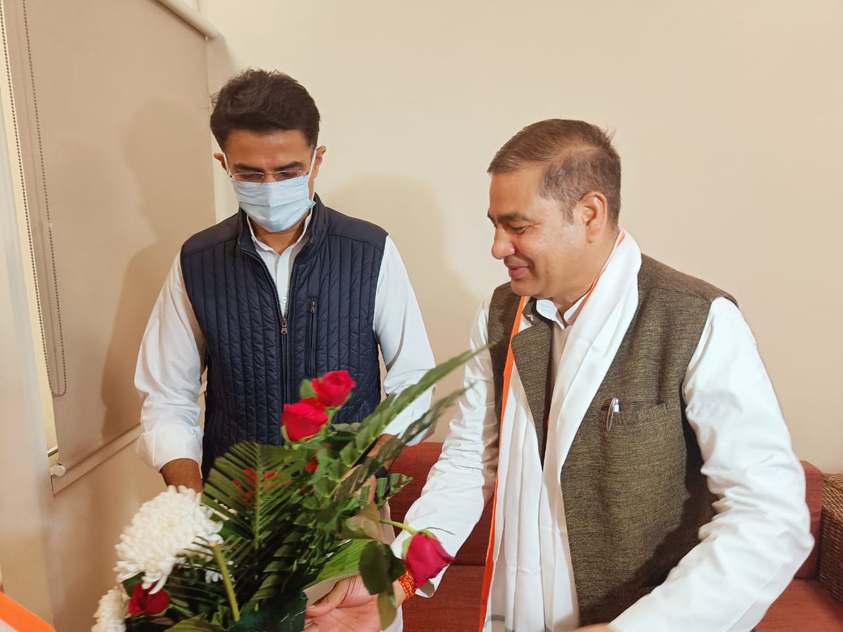 MlaGohad's tweet photo. आज जयपुर में लोकप्रिय नेता मा. सचिन पायलट जी मुलाकात करते हुए
@SachinPilot @AshishSgurjar @INCMP https://t.co/Y9puGtXNKa