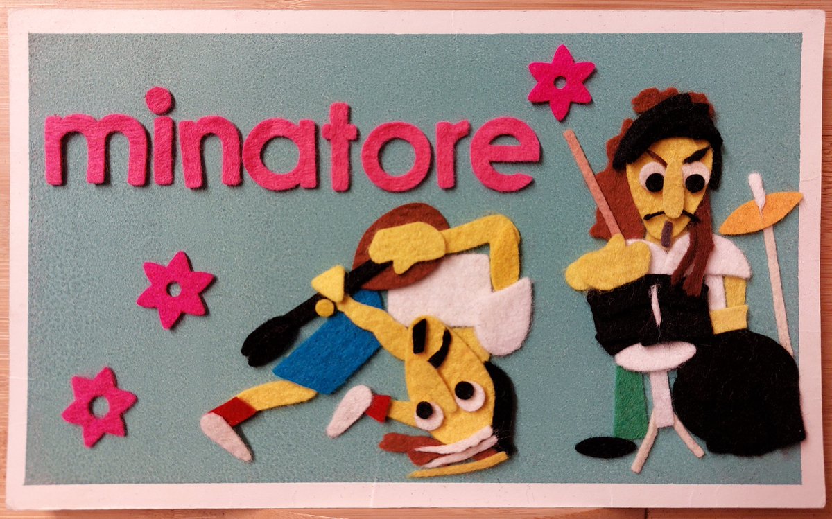 We were @capturedbythefuzz ! We absolutely love it ! 

#artonart #grunge #punkrock #duo #band #fuzzyfelts #art