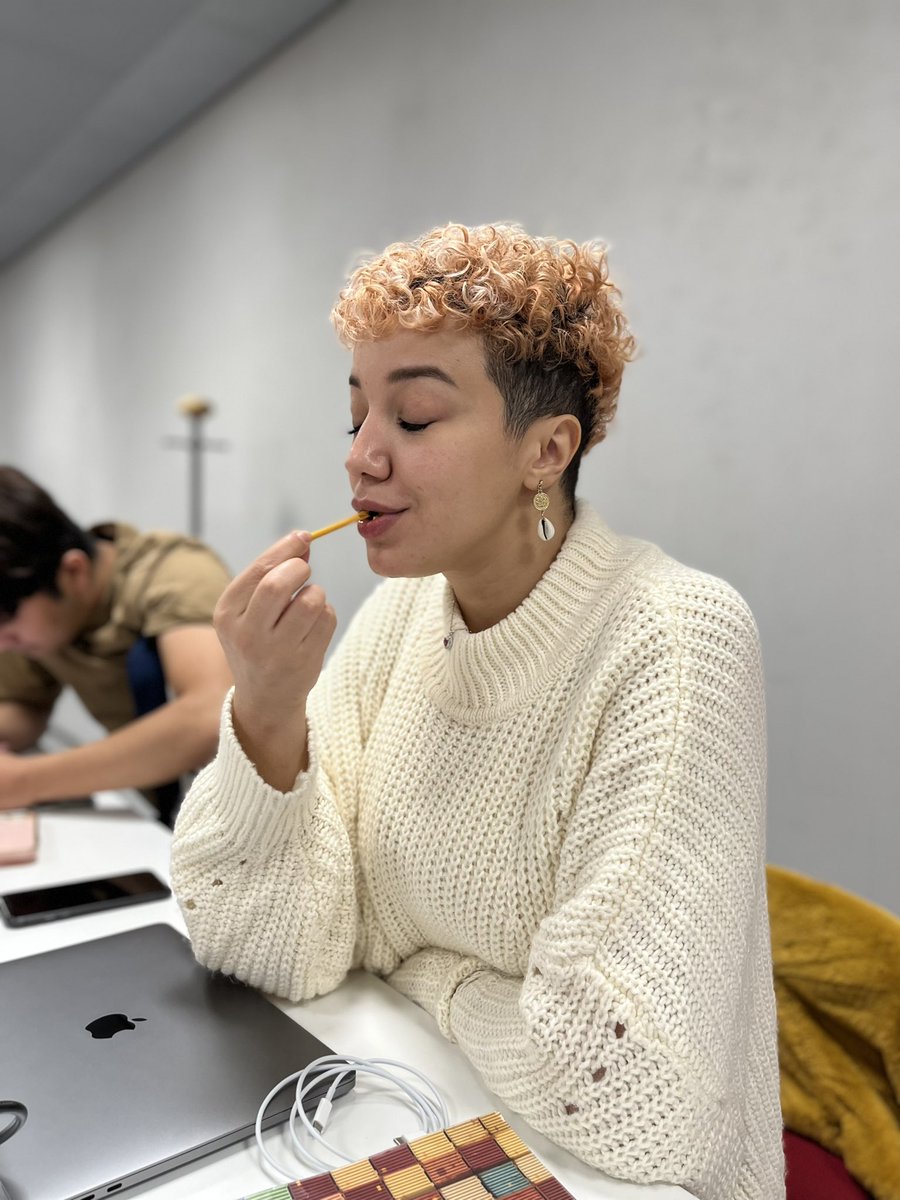 Donchka1's tweet photo. Studying at the library 📚 and showing my classmates how to eat Crax sticks 😅@MetropoliaBiz https://t.co/w3JfbplnIR