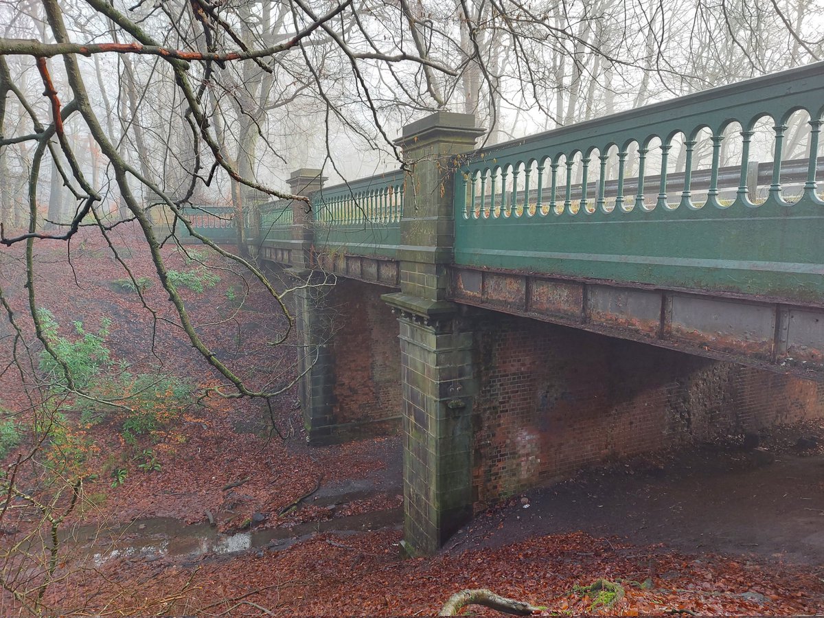 EscapeToTheCut's tweet photo. Some of the ornate cast iron bridges running threw the Haigh Hall estate on the old Whelly loop line. https://t.co/c9CPPURNKX