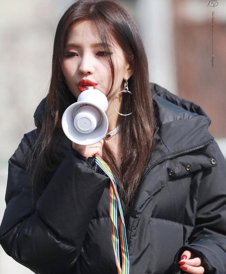 ariakorea's tweet photo. ( G)I -��DLE  üyesi soyeon , 19 Aralık'ta gerçekleşecek olan " beatbox the World live "'ın konuğu olacak #GIDLE #SOYEON https://t.co/4DBlYaieiW