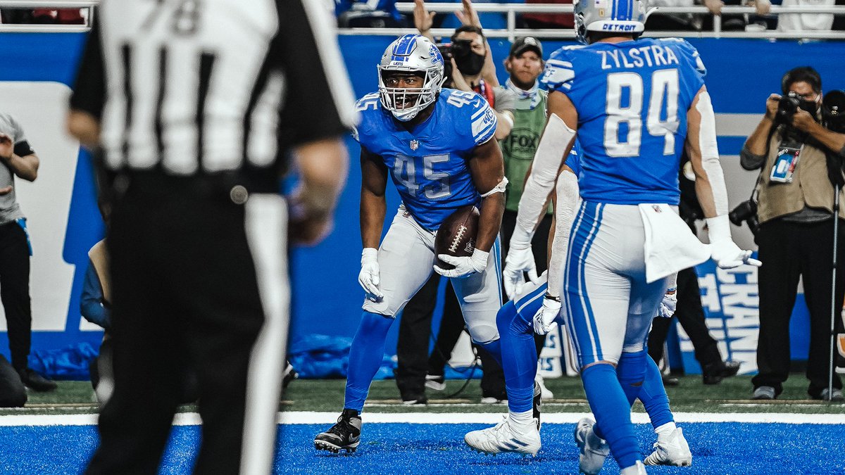 Lions's tweet photo. Big mood https://t.co/FY2Woa4gEM