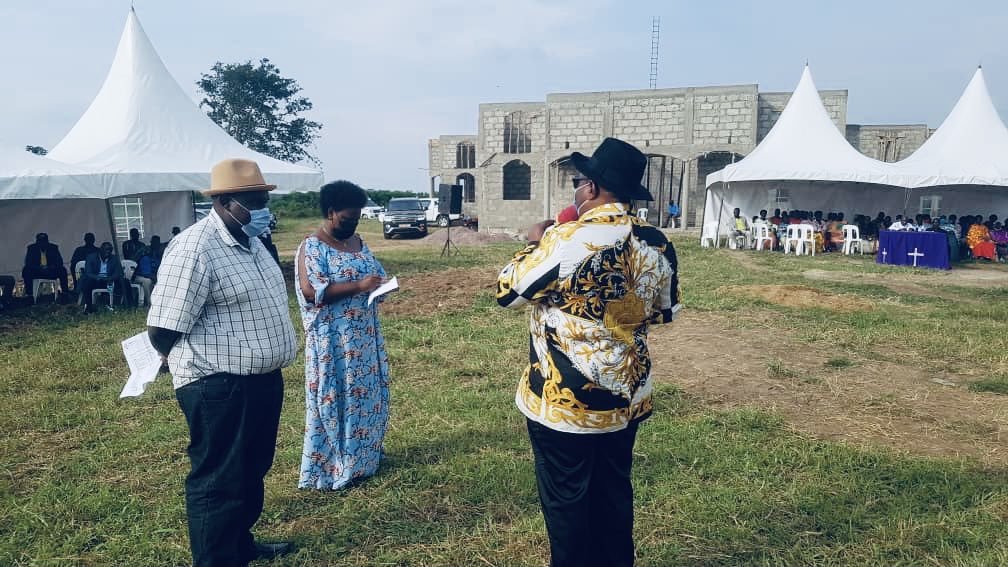 Kinywamachunda's tweet photo. In honor of the late Gen.#Kutesa Pecos and In support of Lyakaihura Christian community we have today raised #170Million to complete their church project. Thank u ⁦@AnitahAmong⁩ ⁦⁦@HajjatMinsa⁩  ⁦#KirumiraGodfrey&amp;Wife, #PaulineNgabirano
#KamukamaBenjamin. https://t.co/85Hw52cQGS