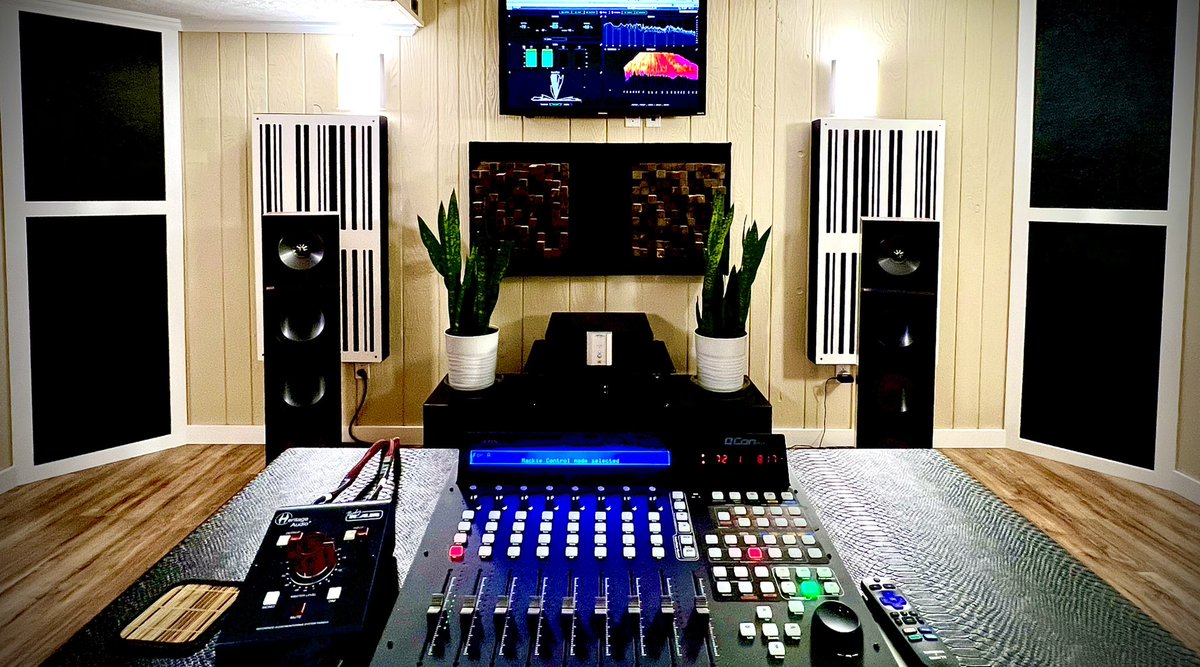 <a href="/GIKAcoustics/">GIK Acoustics</a> 4A Alpha Pro Series Bass Trap Diffusors/Absorbers are finally on my front wall. I immediately noticed a difference from my listening position!
Thanks so much Gik Acoustics!
#gikacoustics #acoustics #absorber #diffuser #mastering #masteringstudio  #resonancemastering