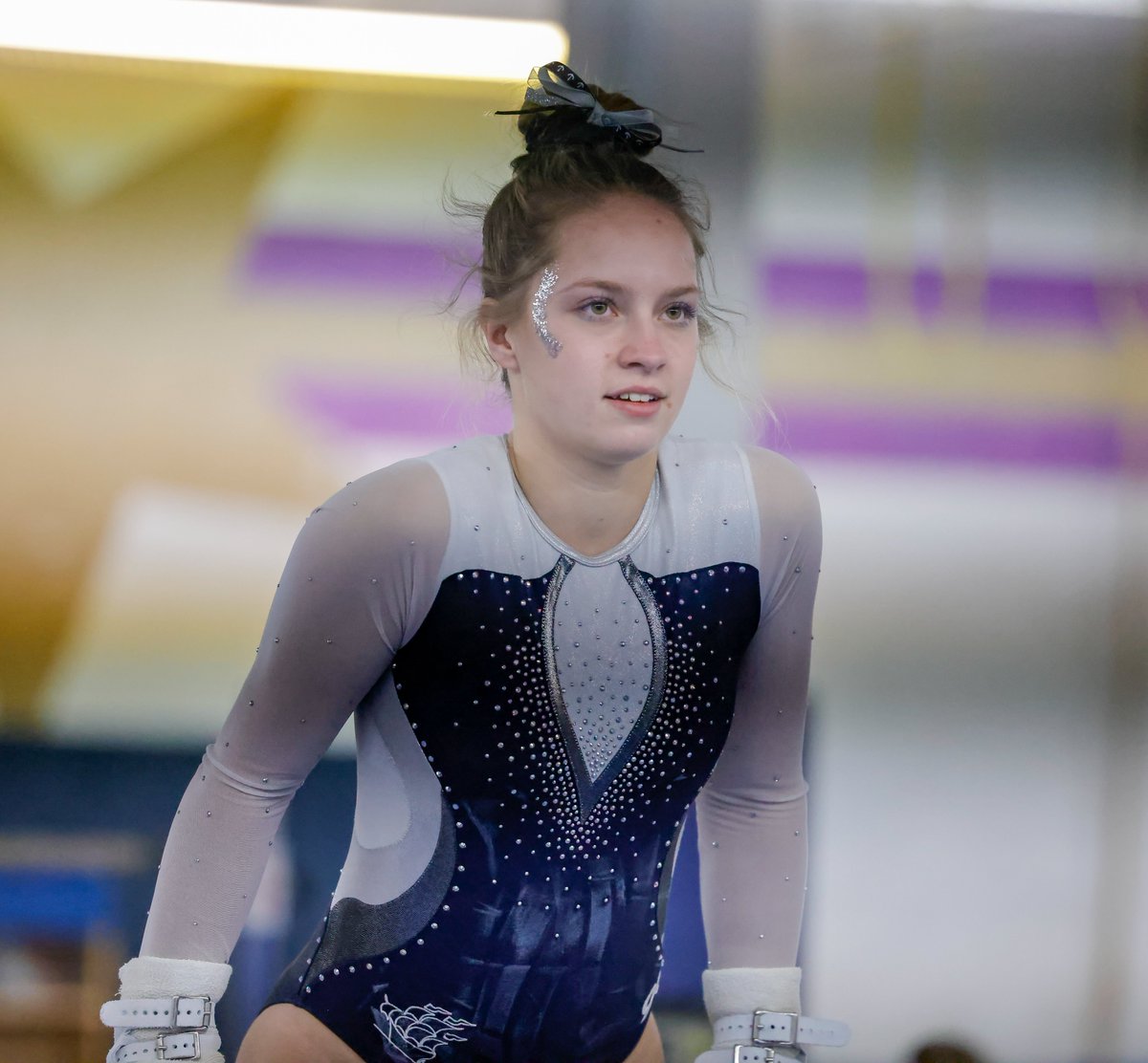 KMKlemencic's tweet image. A complete set of pics from Hudson Gymnastics season opening win at Mentor can we seen @ flickr.com/photos/klemenc…

@Hudgymnastics #ohsaa