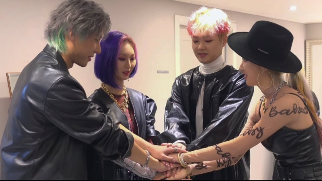 suriwawi's tweet photo. muchísimas gracias por haber estado conmigo. la grace les estuvo cortando las alas, pero..espero que esto no les detenga y sigan cumpliendo sus sueños. les amo tanto </3
#CheckmateForever
#iLoveYouCheckmateItsEver 
#Checkmatelover https://t.co/9taxQqTxfr