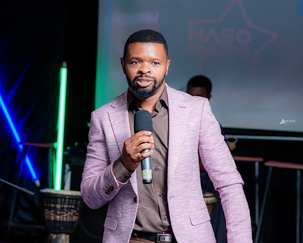 Last night at <a href="/MasoAwards/">Maso Awards</a> .Was honored to present an award for 2021 Male artist of the year-winner <a href="/DR_NAMADINGO/">Official Dr Namadingo</a> congrats boss. 
Well executed function and great theme for the night -Music for mental health…Team #iMind am highly inspired by your work. The future is good.Let’s go