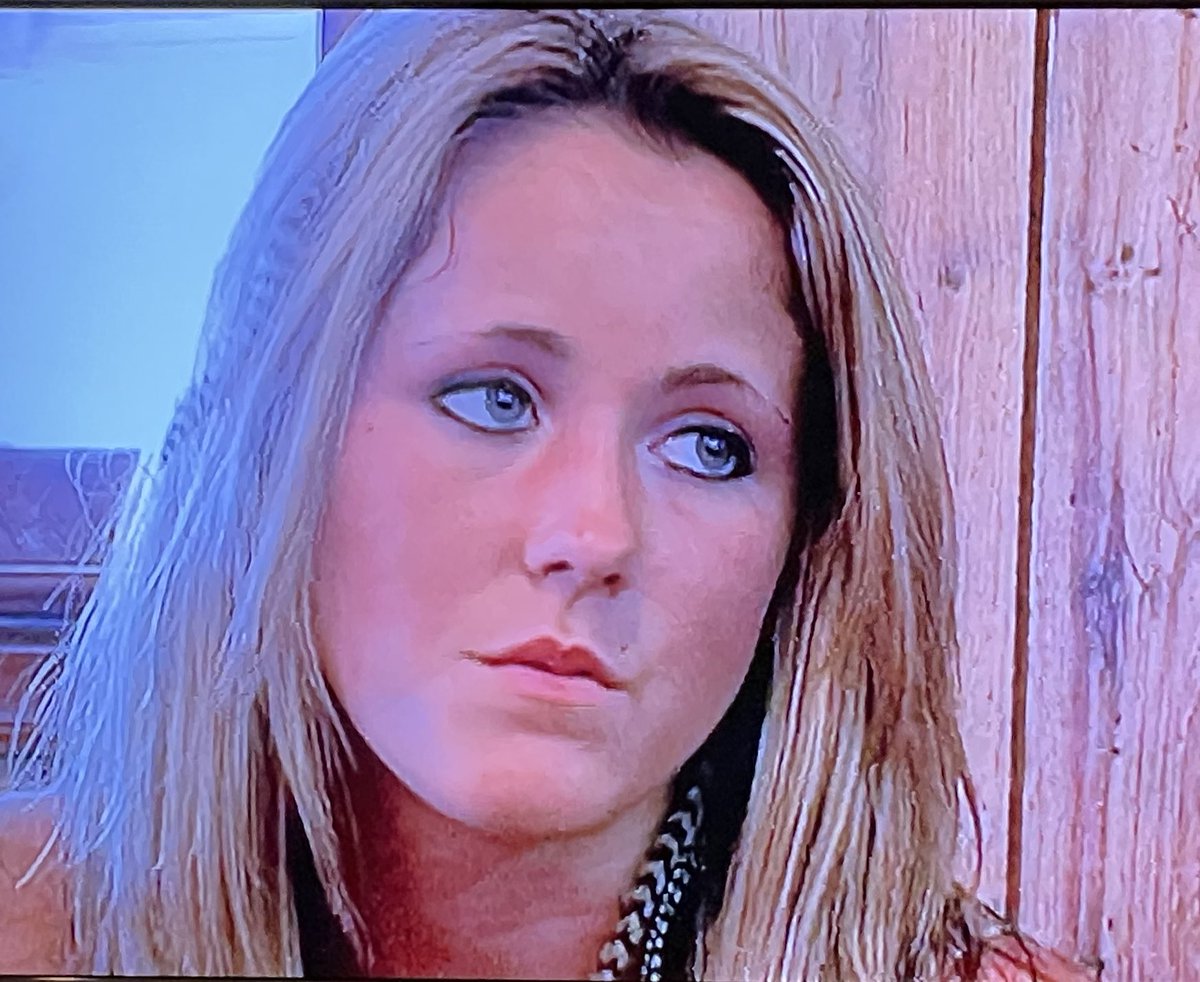 One of the funniest moments in MTV history might be when Jenelle Evans tried to get her jail sentence moved because she had second row seats to a Ke$ha concert. #TeenMom2 https://t.co/vv5h3IkU0d