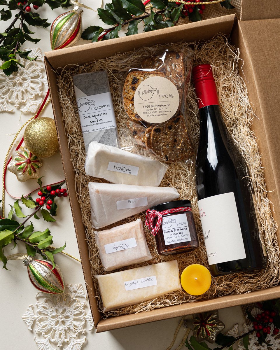 Hello Friends! 👋🏼 Given the rising case numbers, we are closing until Jan 4❤️ We’re still offering our gift boxes! 🎁 This program helps keep our staff employed (safely) while we do our part for public health! 🙌🏼 Order here: obladee.ca/gifts 🎄Pics by <a href="/eatwithjessie/">Jessica Emin</a> 📸