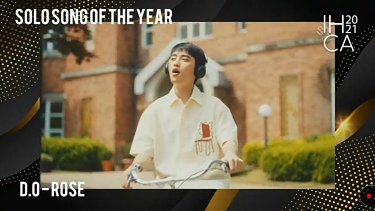 Dandanieez's tweet photo. OMG another win for D.O.’s “Rose”
Congratulations our KyungSoo, really deserves 👏🏻🎉

CONGRATULATIONS SOLOIST D.O. 
#IHCA_2021 #IHCA2021
@weareoneEXO #엑소디오 #도경수 https://t.co/1I4fUfzeqg