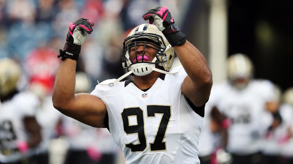 Forbes's tweet photo. Former NFL Player Glenn Foster Died After ‘Strangulation’ In Police Custody, Independent Autopsy Finds https://t.co/rK7WokIylX https://t.co/qecYBLQGr0