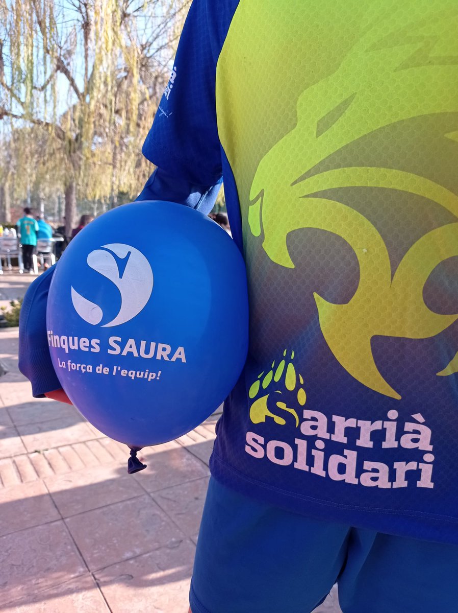 finques_saura's tweet photo. #SarriàSolidari amb el suport de l' Ajuntament de #SarriàdeTer i tots els seus col•laboradors i patrocinadors han recaptat a la 6a cursa Sant Silvestre més de 4.000euros per #LAMARATÓTV3 https://t.co/fz30UAmipe