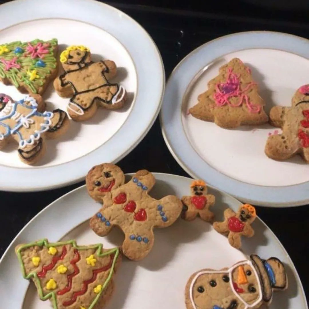 Ultimate easy gingerbread! 
Make some gingerbread for Christmas. This biscuit dough is extremely forgiving if overworked, so it's perfect for baking with children!
Recipe on our Facebook!