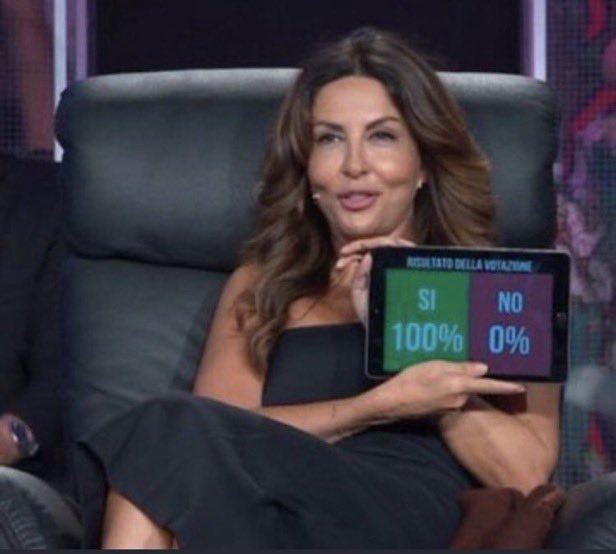 andoniella's tweet photo. Ho trovato ora il profilo Twitter di @absinthenyc. Raga ho letto più e più volte tutto ciò che ha scritto e credo che abbia un dono con la scrittura non saprei dare altra spiegazione. Ti prego non smettere perché ho adorato tutto, alcune mi hanno proprio segnata https://t.co/WwVipXgX1d
